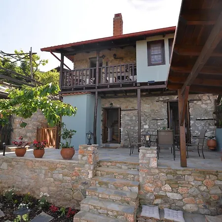 Апартаменты To Patriko Mas Guesthouse-2