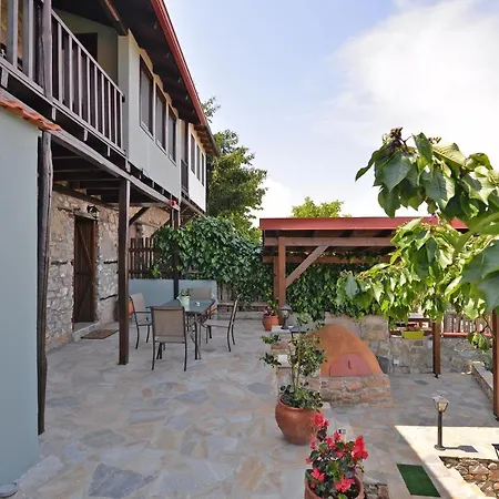 Apartament To Patriko Mas Guesthouse-2 Palaios Panteleimonas