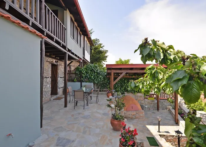 아파트 To Patriko Mas Guesthouse-2 팔라이오스 판텔레이몬